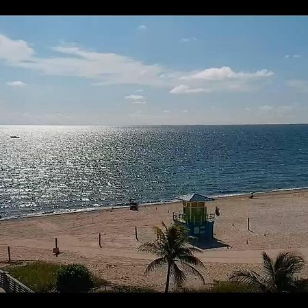 Across The Ocean Few Steps To Beach Contemporary Three Bedroom Townhouse Pompano Beach Exterior photo